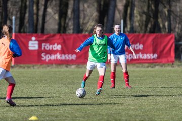 Bild 25 - wBJ Holstein Kiel - Magdeburger FFC : Ergebnis: 2:2